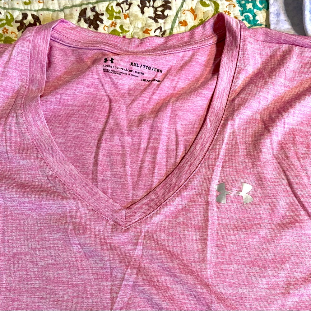 Under Armour vneck shirt